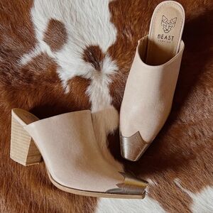 BEAST Dakota Cowgirl Mules 6.5